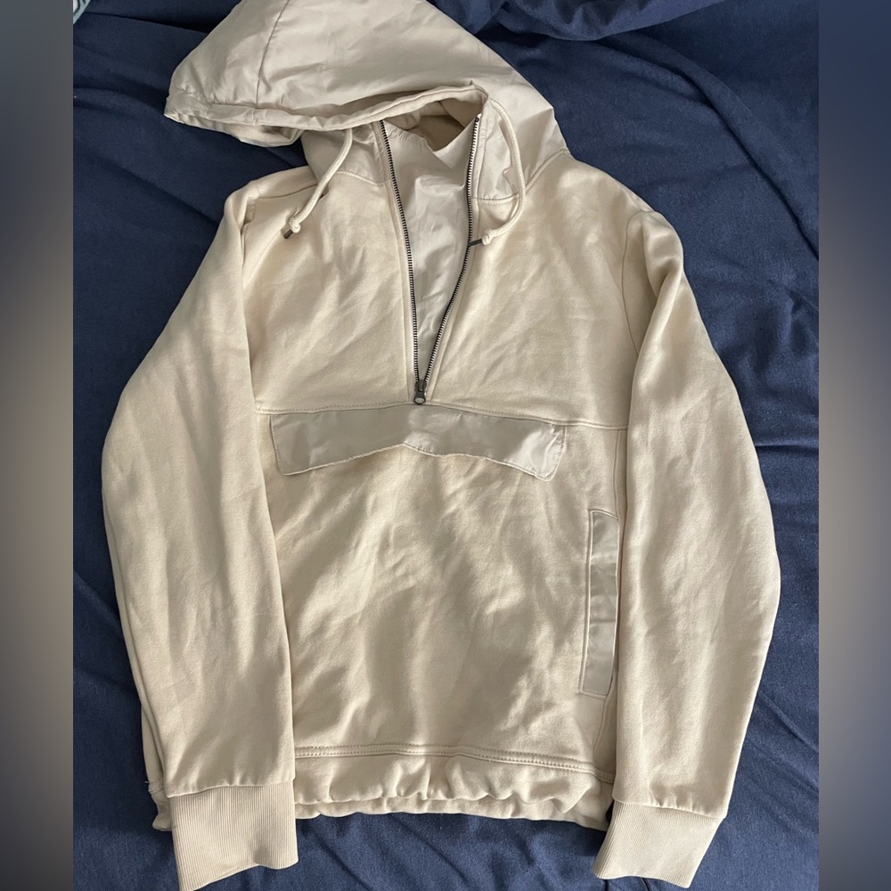 Like New Men’s old navy hoodie